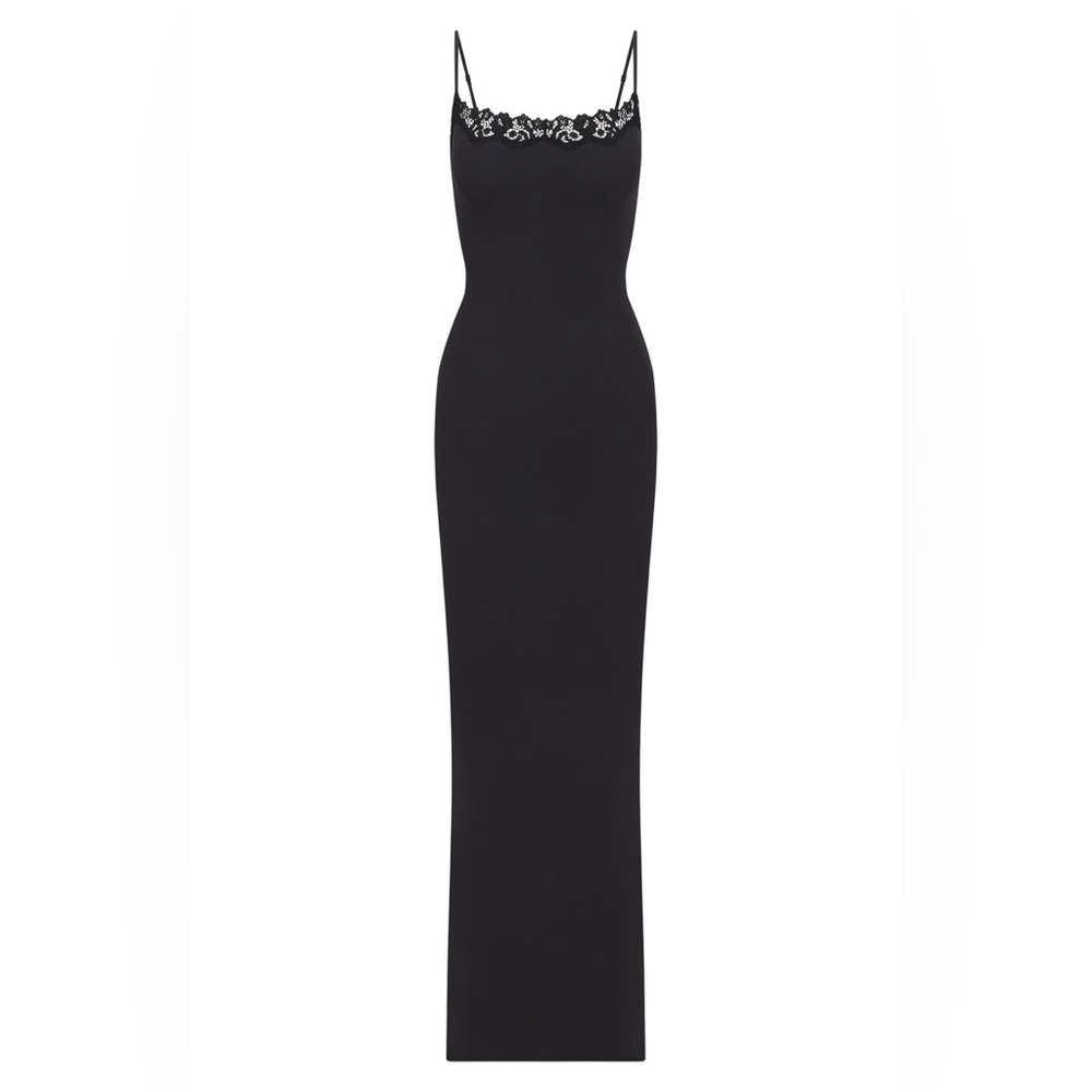 SKIMS Fits Everybody Lace LONG SLIP DRESS Size S ONYX/BLACK